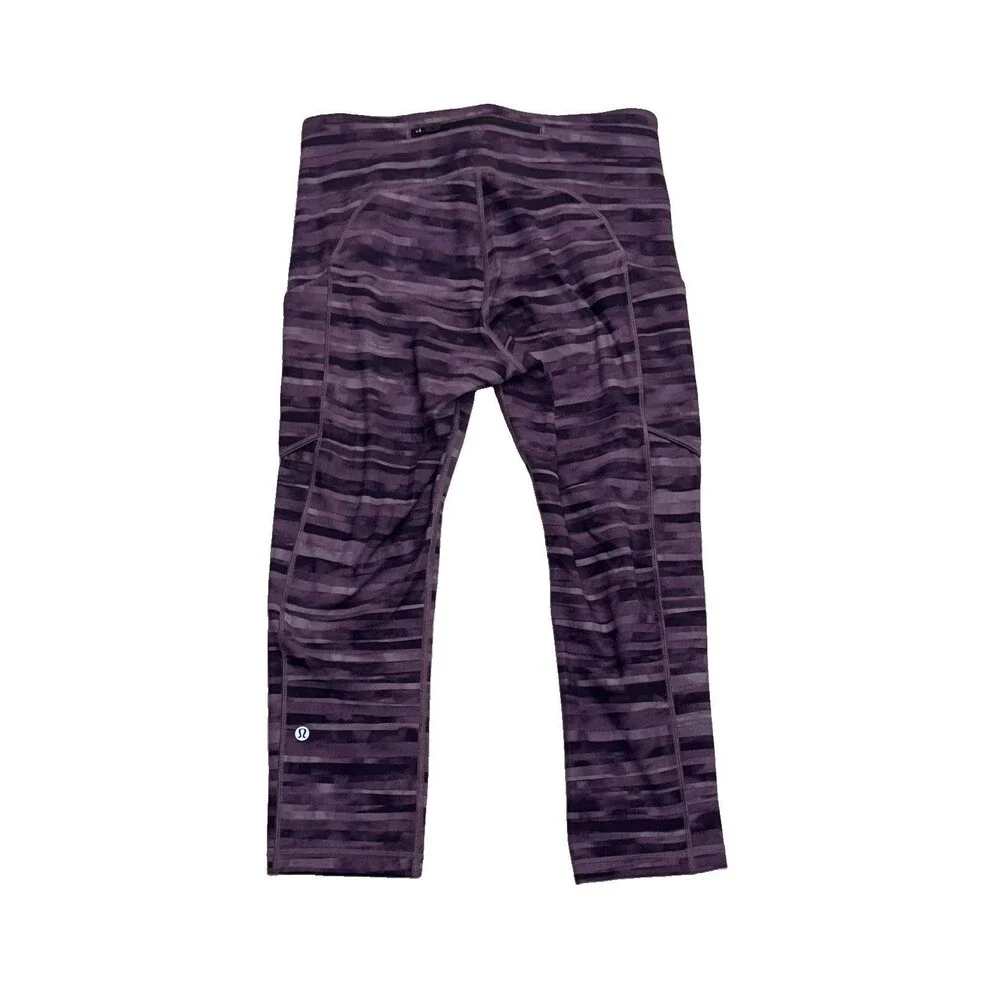 lululemon cropped purple leggings size 8 speed it up zip waist pocket